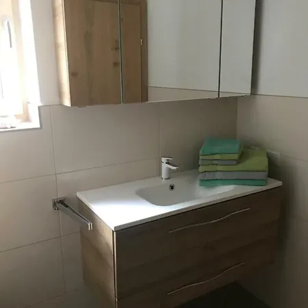 Ferienwohnung Laura Appartement *